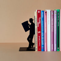 balvi-desk-the-reader-serre-livres-lecteur image 2