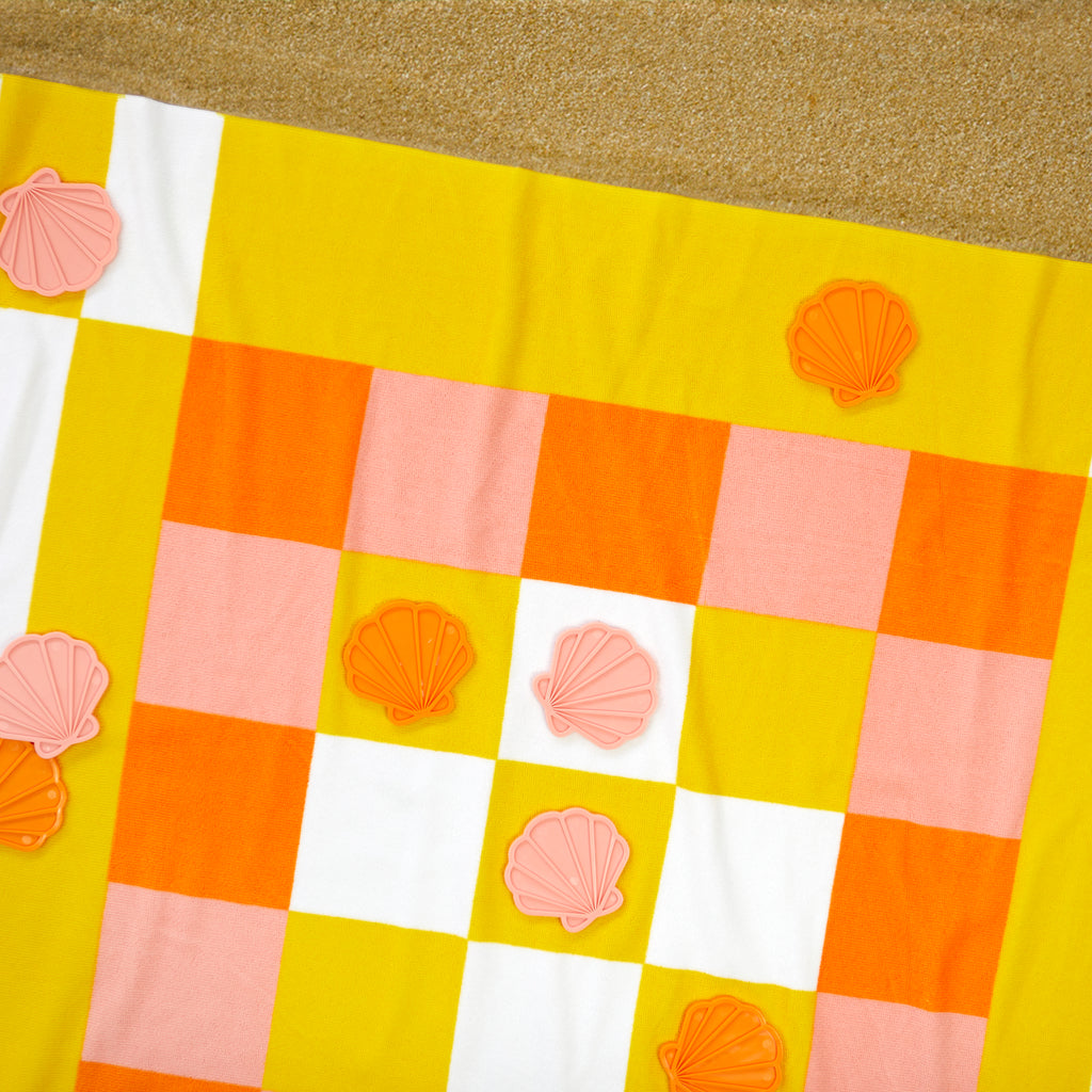 balvi-lifestyle-tic-tac-toe-serviette-plage-morpion-jaune image 4