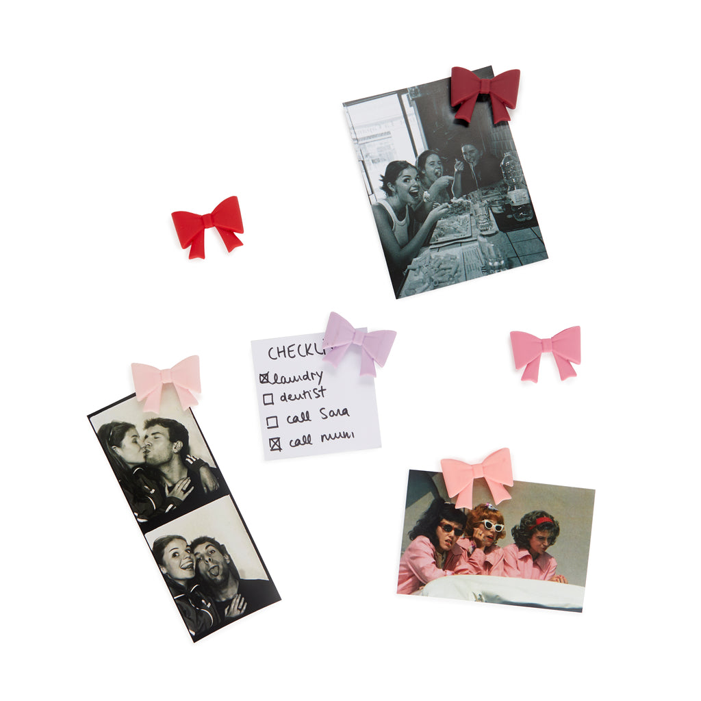 balvi-coquette-aimants-frigo-n-ud-rose image 1