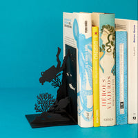 balvi-desk-scuba-serre-livres-m-tal-plongeur-tortue image 2