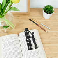 balvi-desk-library-marque-page-libraire-pile-livres image 3