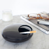 balvi-pebble-cendrier-rotatif-ferm-design-gris image 7