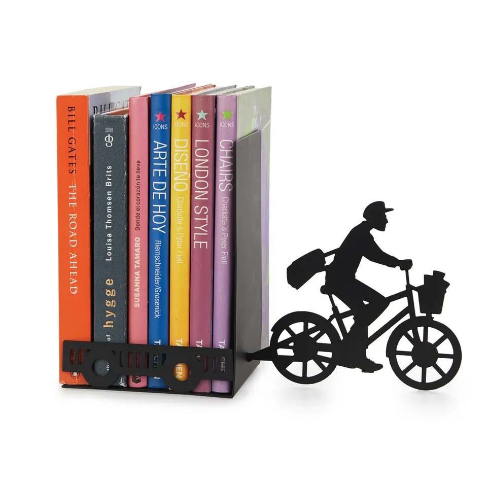 balvi-postman-serre-livres-facteur-v-lo-vintage image 1