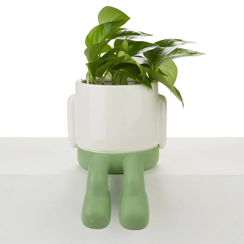 balvi-home-decor-mr-dangly-cache-pot-c-ramique-bleu-jambes-pendantes image 1